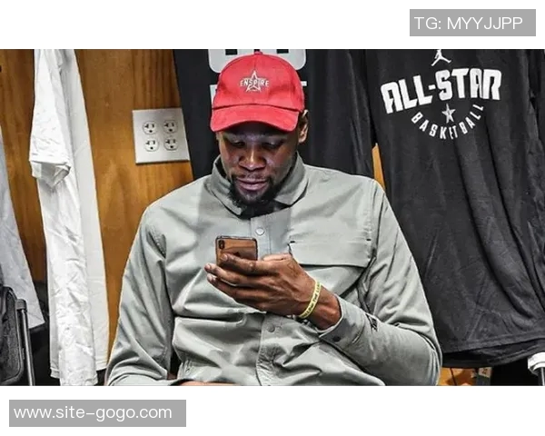 帕金斯直言KD心知肚明我才是更衣室的真正领袖还要处理他和威少的麻烦